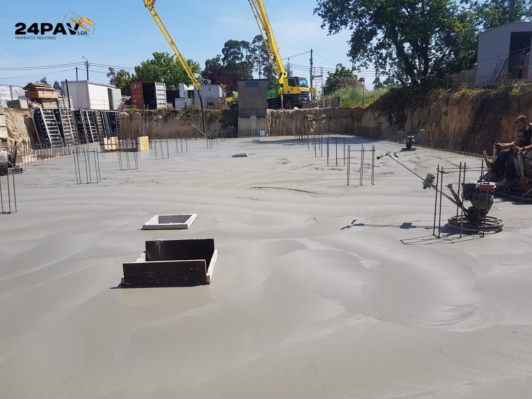 Imagem 1 da obra Arranque de um Edifício- Maia